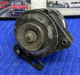 0120469560 Bosch Bmw E30 E28 Alternator Oem Unit With Bracket