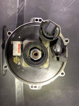 12311705483 Bosch 98-03 Bmw E38 E39 E53 540i 740i X5 4.4l 4.6l M62 Water Cooled Alternator 150a