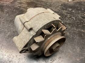 1100633 Chevrolet 1963 Chevy Corvette 52 Amp Delco Alternator #1100633 Dated 2/15/63 Core Only
