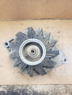 601-00635 Chevrolet Alternator 8-350 124 Amp Fits 93-94 Camaro 972602