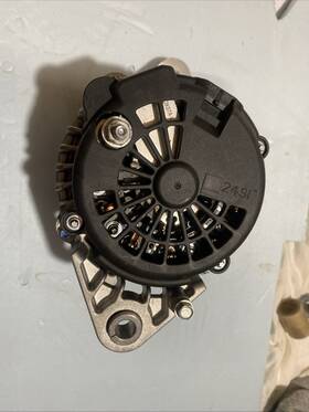 61008291 Cummins P/n 5482740 24si 12v/100a Alternator
