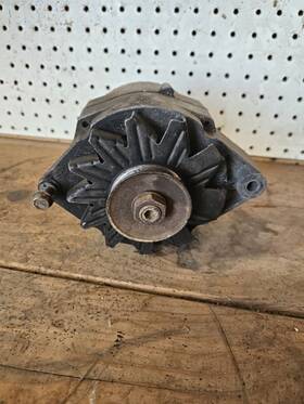 1102902 Delco Remy Alternator Chevrolet With Single Groove Pulley. Unknown Condition Core