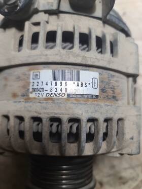 Tn104211-8340 Denso Oem Alternator 2014 Chevy Silverado 1500 5.3l Tested Working Smooth Pulley
