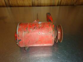 Tg8n9n Generator Ford With Pulley Bracket Vintage Tractor 8n 9n
