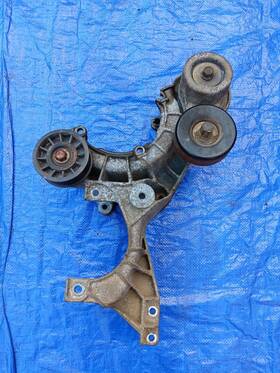 10129516 Gm Air Conditioning And Smog Pump Bracket For Serpentine Belt