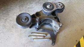 10236997 Gm 1996-2002 Chevrolet Gmc 4.3 5.0 5.7 Vortec Alternator Bracket Oem