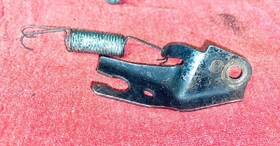 3993997 Gm Original 70-76 #3993997 1970-1976 396 402 427 454 Chevy Q-jet Cable Bracket