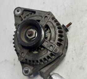05149275aa Jeep 10-12 Liberty Alternator 140 Amp Oem