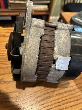 24102e Lucas Jaguar Xj6 75 Alternator With Pulley 1986-87