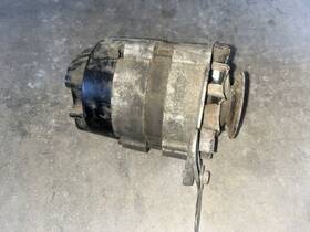 90-17-8040 Lucas Triumph Tr6 Gt6 Alternator Core Untested 1969-1972