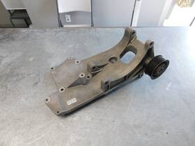 1041550635 Mercedes-benz R129 W140 Sl320 S320 Engine Alternator Mount Bracket