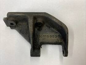 1301550035 Mercedes-benz Used Alternator Bracket Fits M130 M129 M127 W108 W111 W113