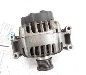 Alt-60995 Mercedes-benz 2012-2015 Slk250 Alternator Oem