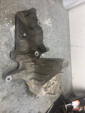 4861371aa Mopar Alternator Bracket For Jeep Wrangler Tj Liberty Kj 2.4l