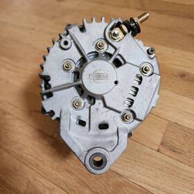 Lr1110-705 Nissan Hitachi New Damaged Oem Alternator - 28-3547 Lr1110-705 Nissan Hitachi New Damaged Oem Alternator - 28-3547