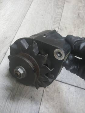 45-2697 Thermo King Alternator 14v 65a