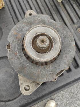 Toyota 270602803084 1978-1982 Corolla 1.6l 1.8l Alternator 2tc 3tc Engine