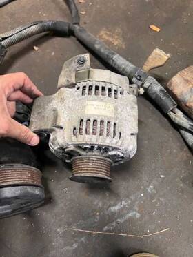 601-58847a Toyota Alternator 8 Cylinder 70 Amp Fits 00-02 Tundra 267698