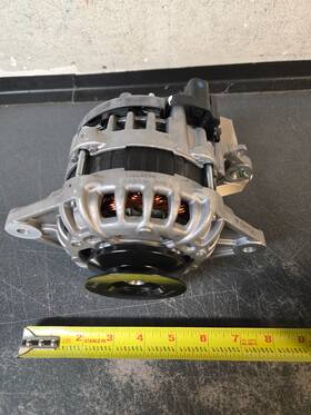 129908-77200 Yanmar Alternator 12v 80 Amp